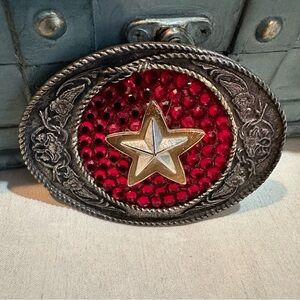Star Western Belt Buckle with Ruby Red Accents, silver tone, metal